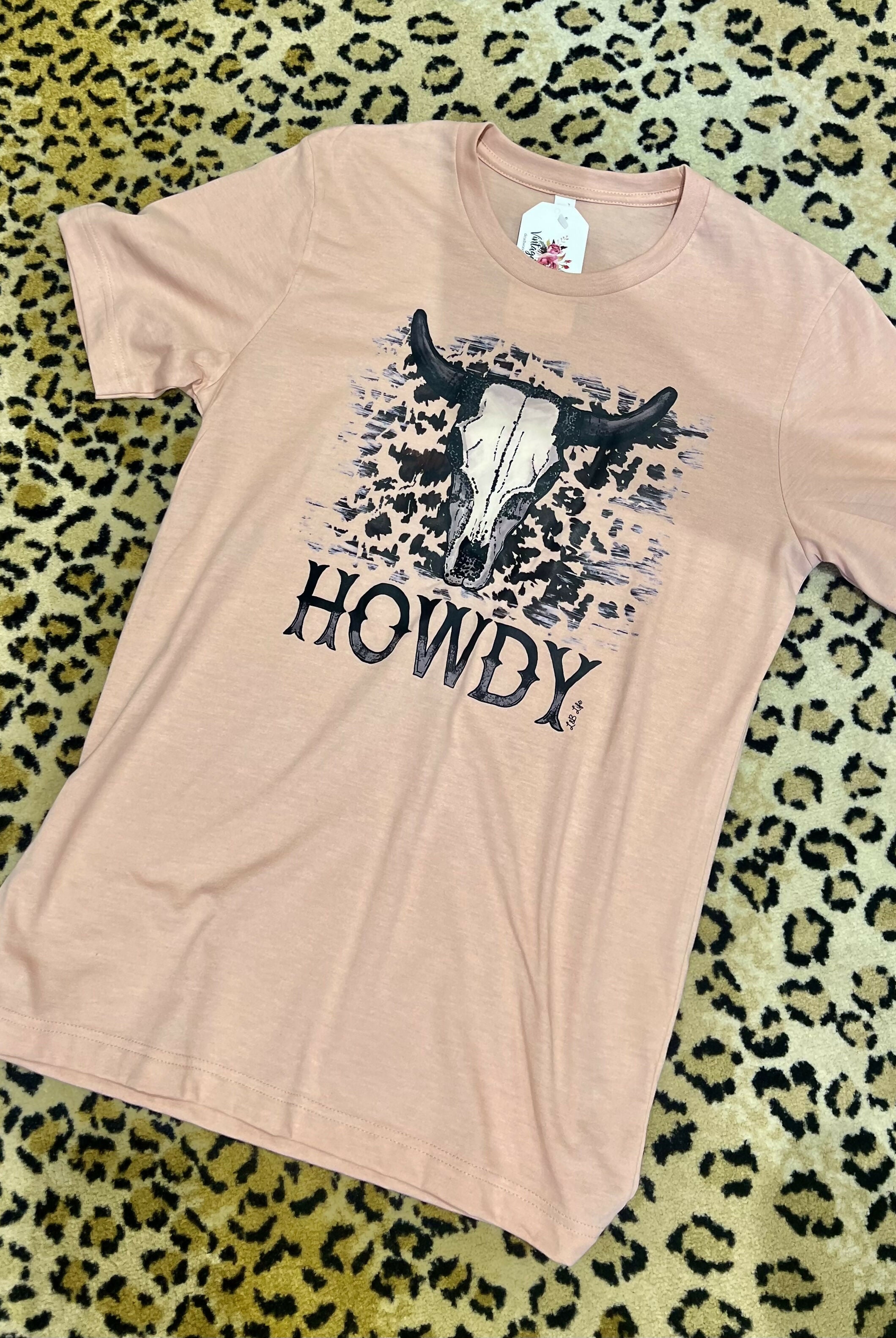 Howdy Graphic Tee-Graphic Tees-Vintage Cowgirl-Deadwood South Boutique, Women's Fashion Boutique in Henderson, TX