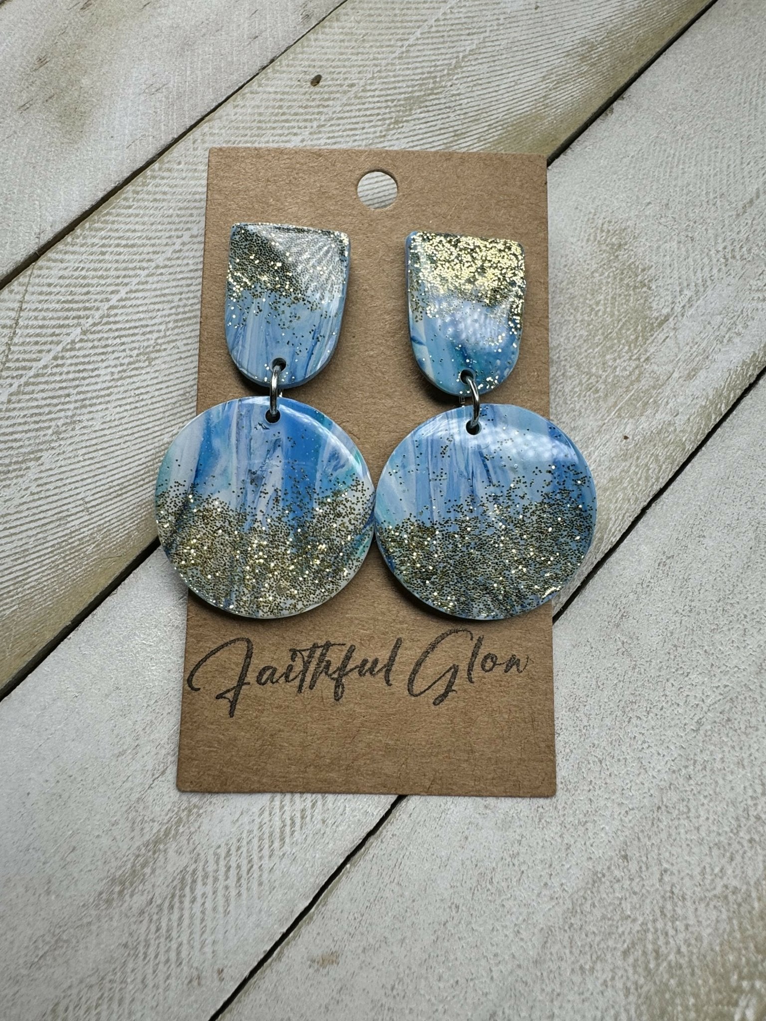 Beach Please Dangle - Deadwood South Boutique & Company LLC