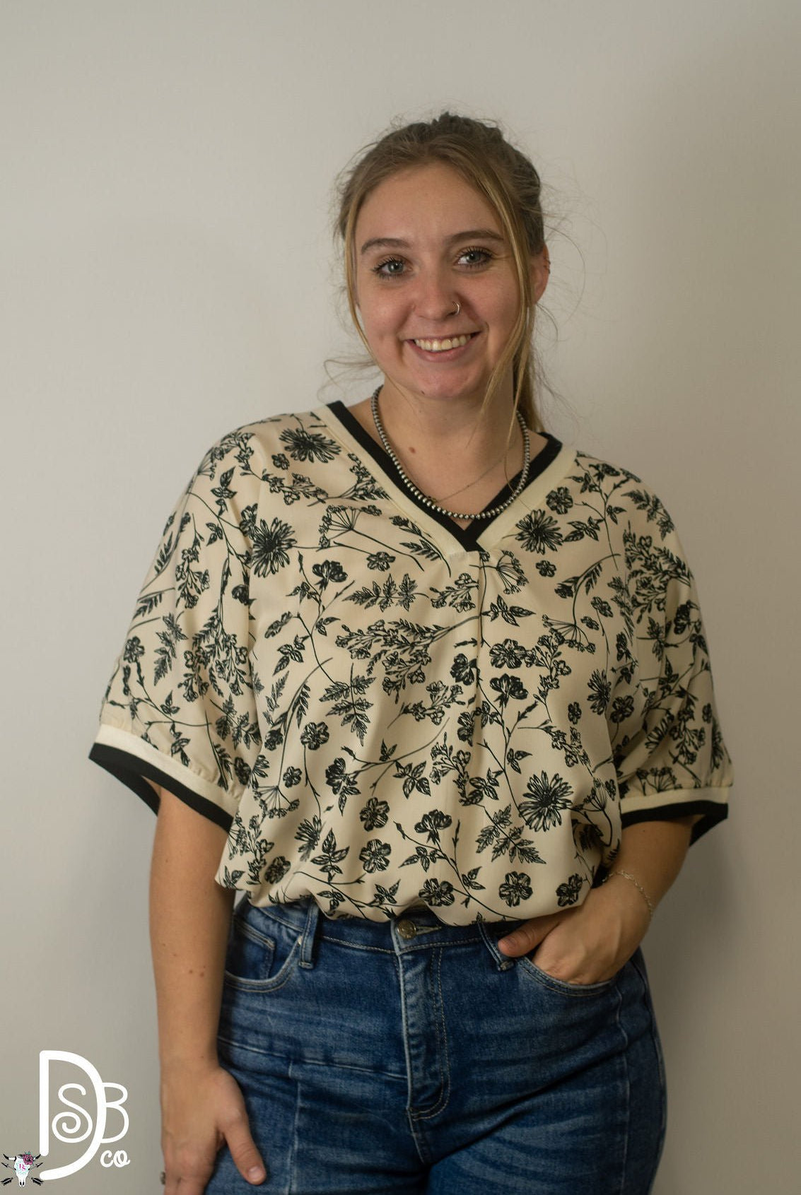 Bonnie V Neck Top - Deadwood South Boutique & Company LLC
