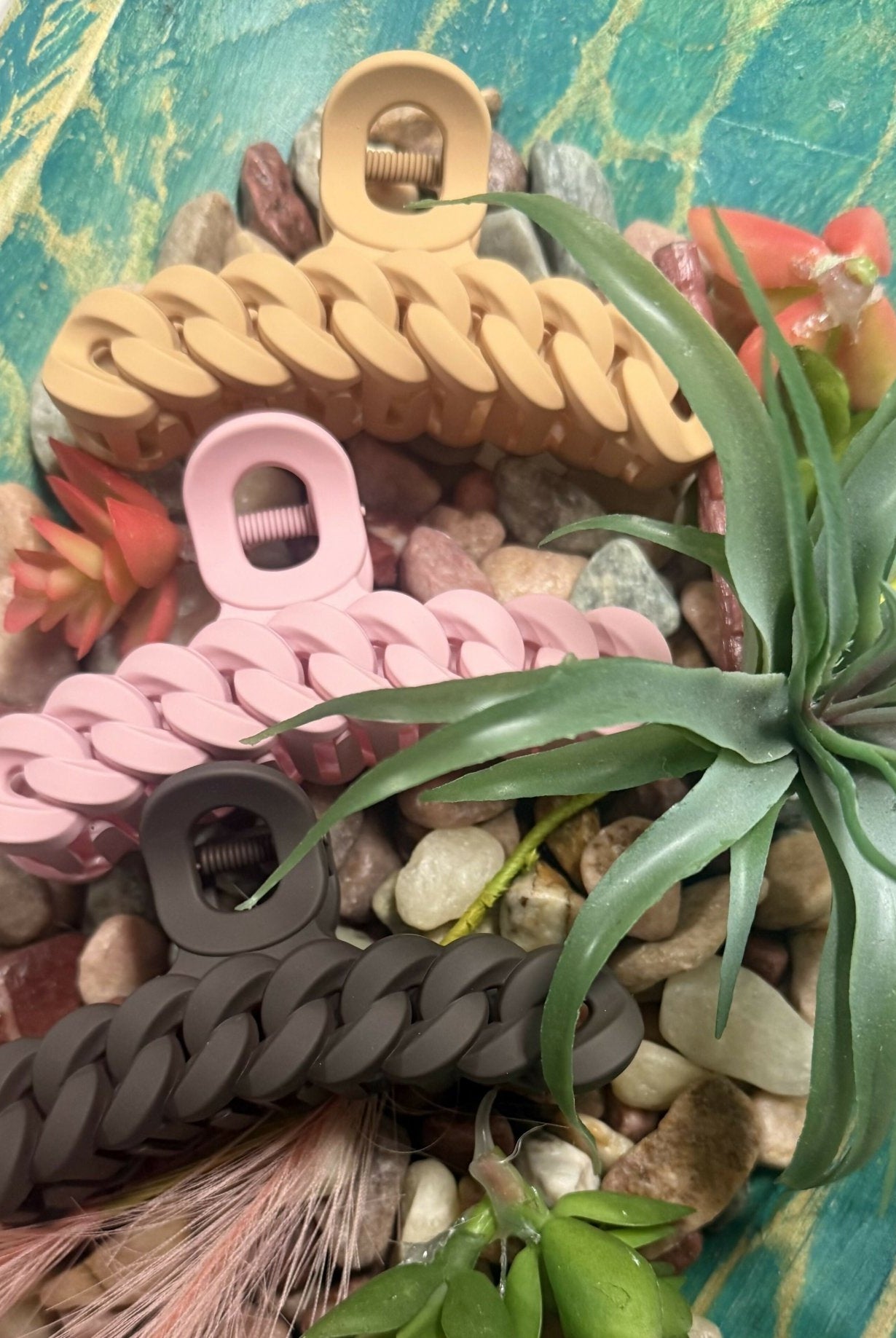 Chain Link Claw Hair Clip - Deadwood South Boutique & Company LLC