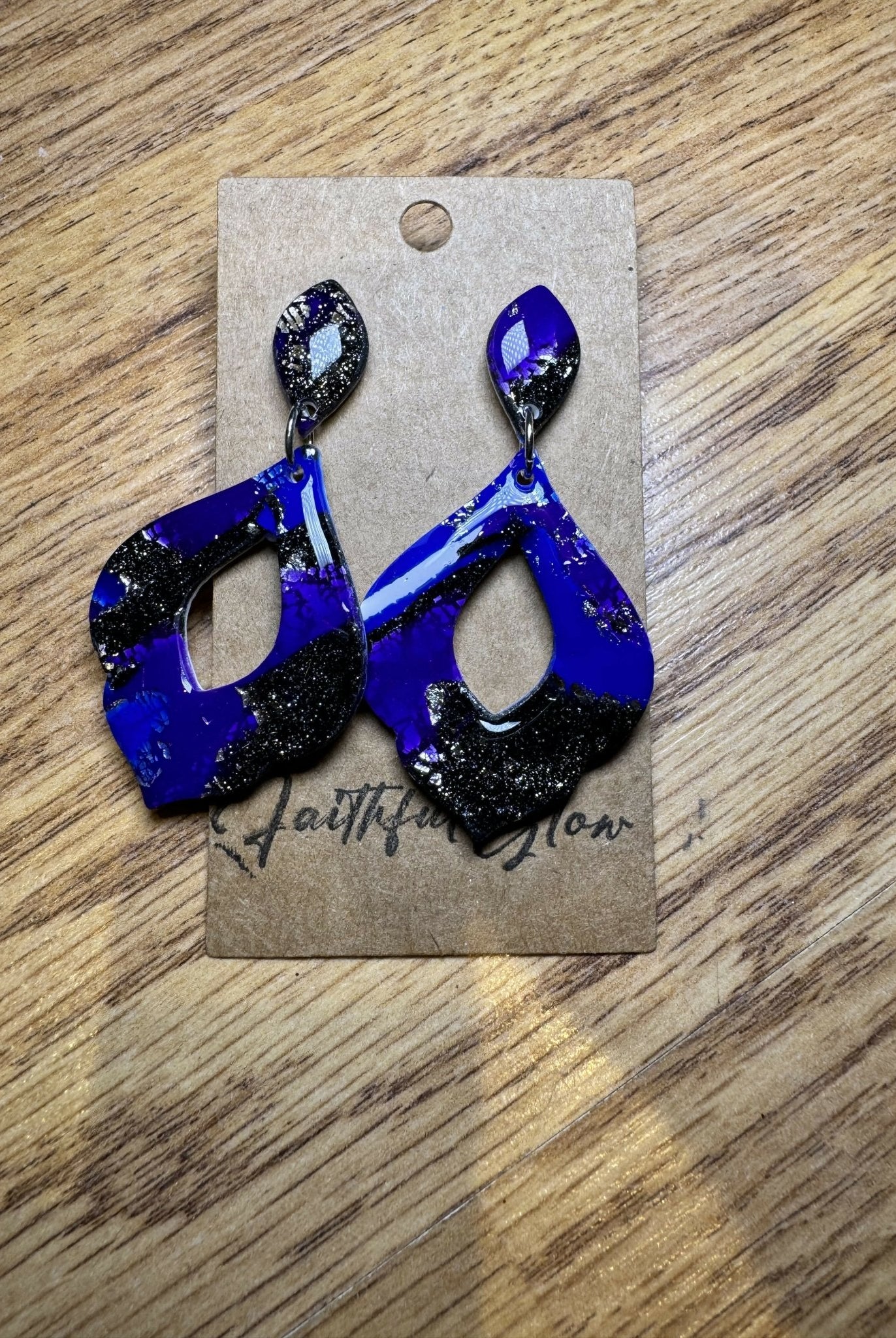 Cosmic Elegant Dangle - Deadwood South Boutique & Company LLC