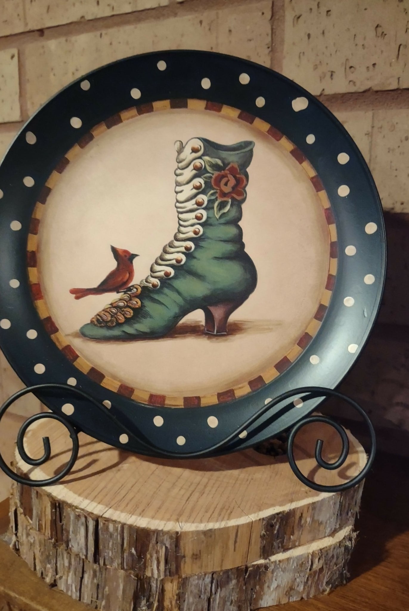 Decorative Plate with Stand - Deadwood South Boutique & Company LLC