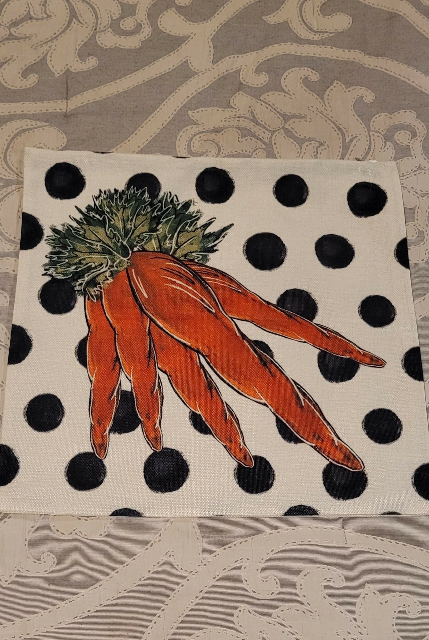 Easter Pillow Covers - Deadwood South Boutique & Company LLC