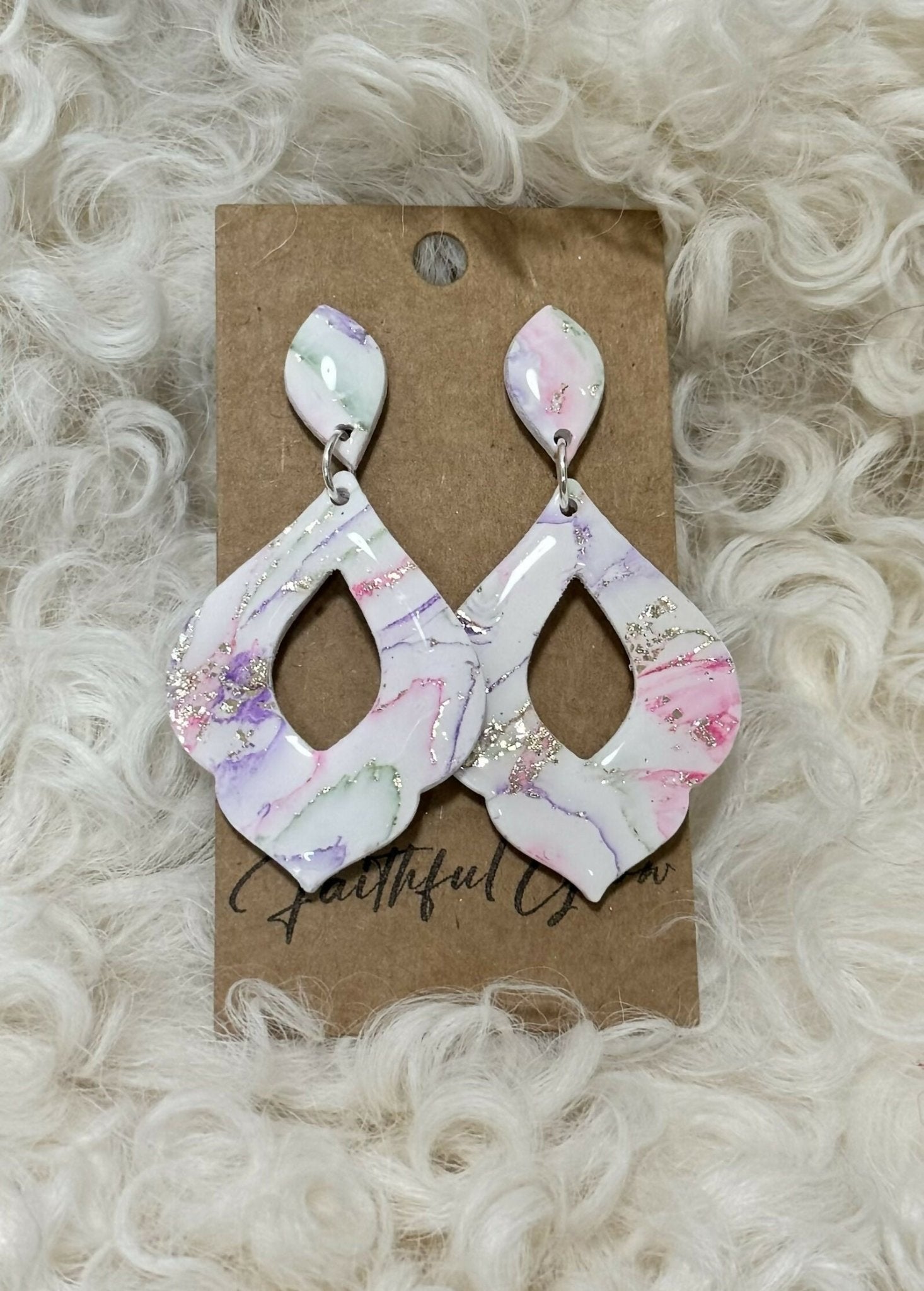 Elegant Dangle - Deadwood South Boutique & Company LLC