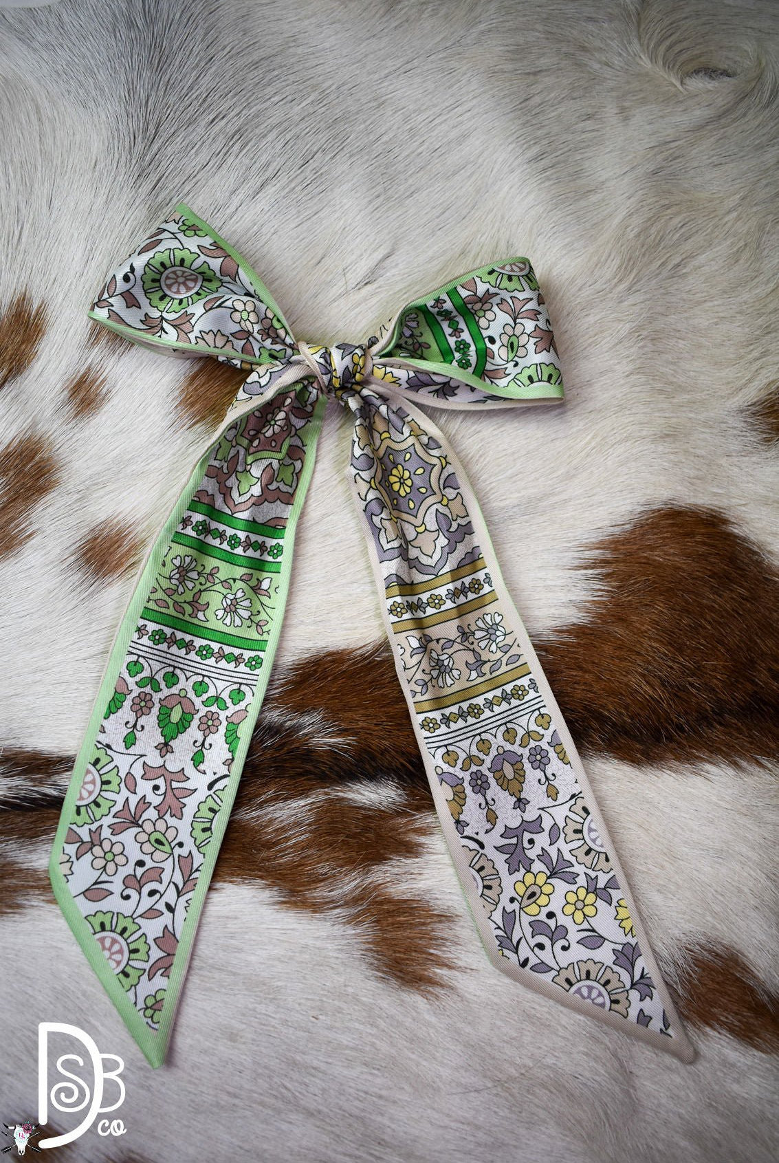 Houston Twillys - Deadwood South Boutique & Company LLC