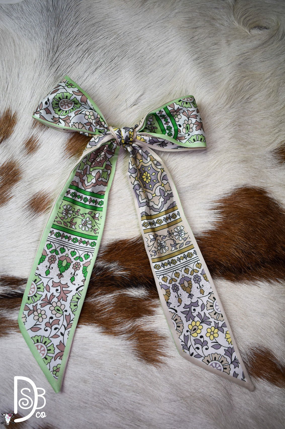 Houston Twillys - Deadwood South Boutique & Company LLC