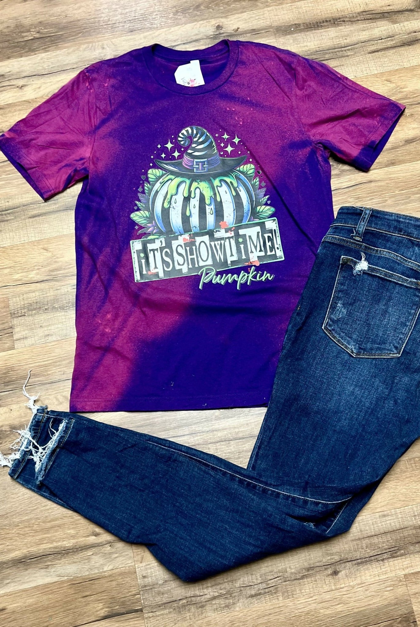 It’s Show Time Pumpkin T-Shirt - Deadwood South Boutique & Company LLC
