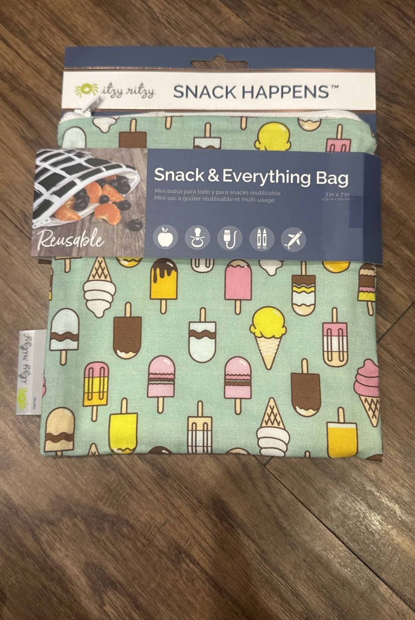 Itzy Ritzy Snack Happens - Deadwood South Boutique & Company LLC