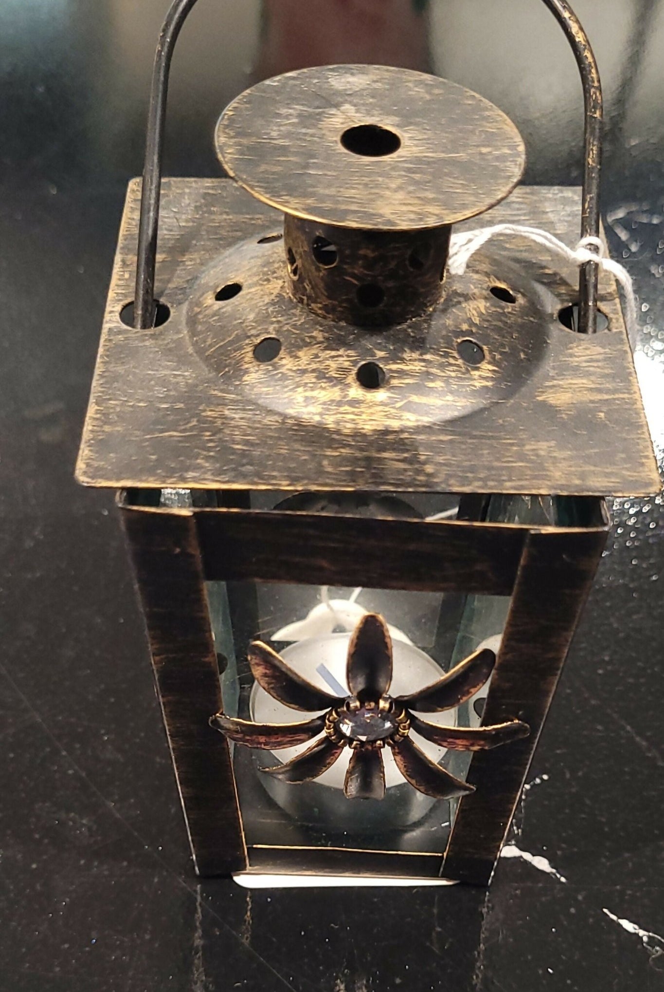 Lantern - Deadwood South Boutique & Company LLC
