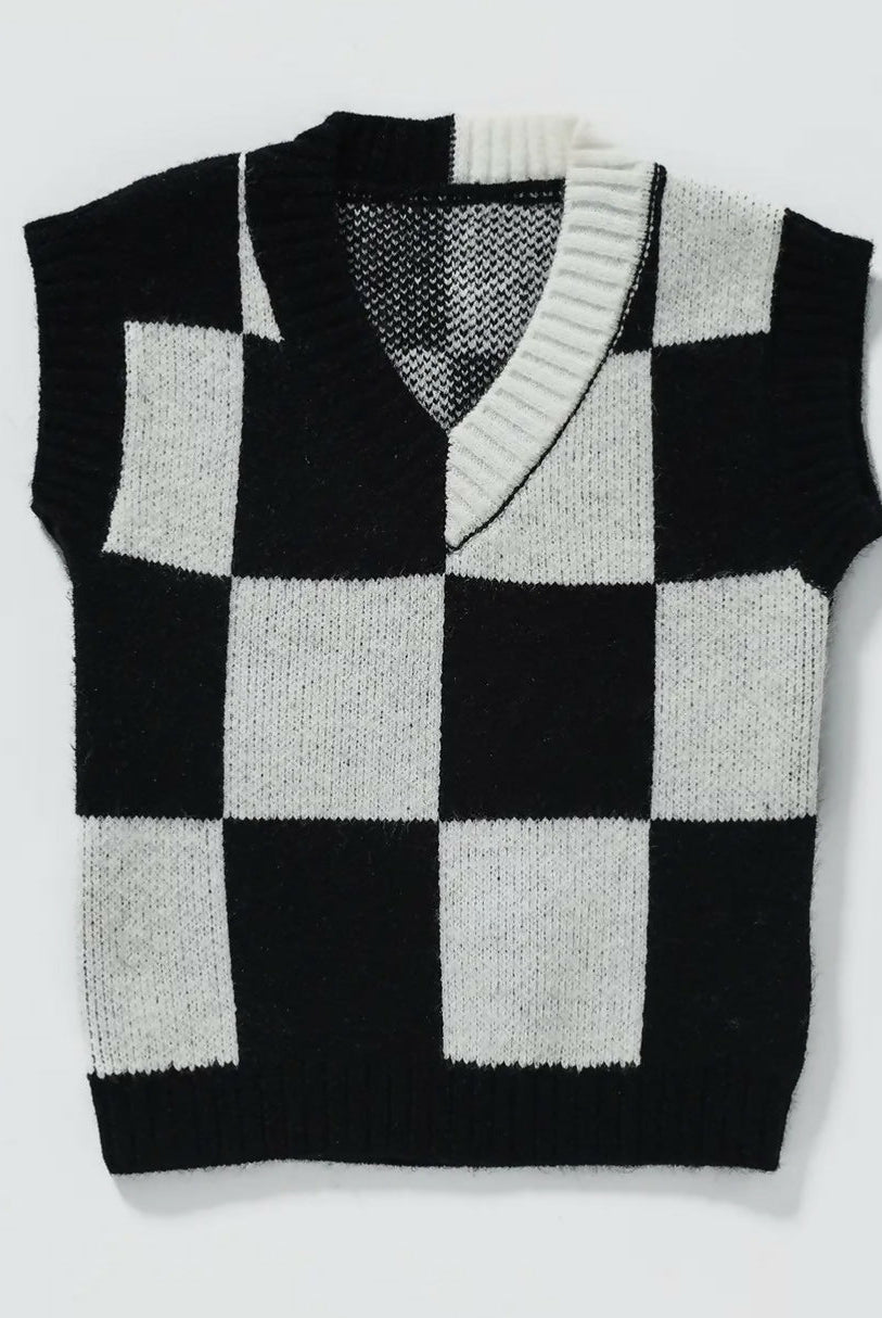 Lilly Black & White Swester Vest - Deadwood South Boutique & Company LLC