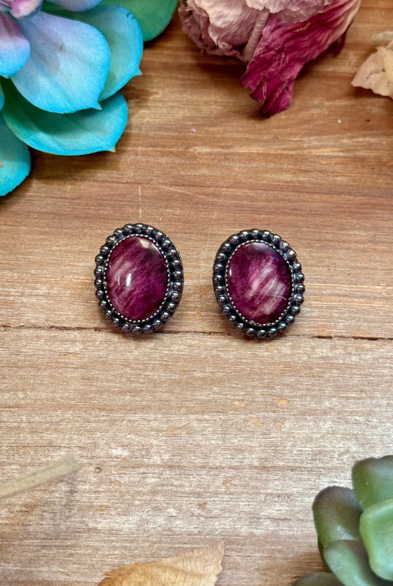 MJ Purple Spiny Oyster Oval Stud Earrings - Deadwood South Boutique & Company LLC