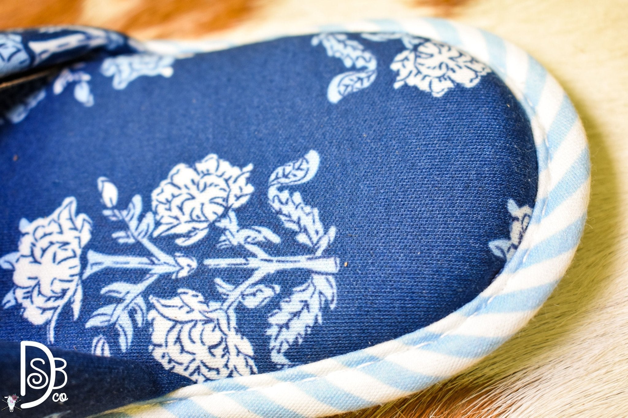 Mud Pie Slippers - Deadwood South Boutique & Company LLC