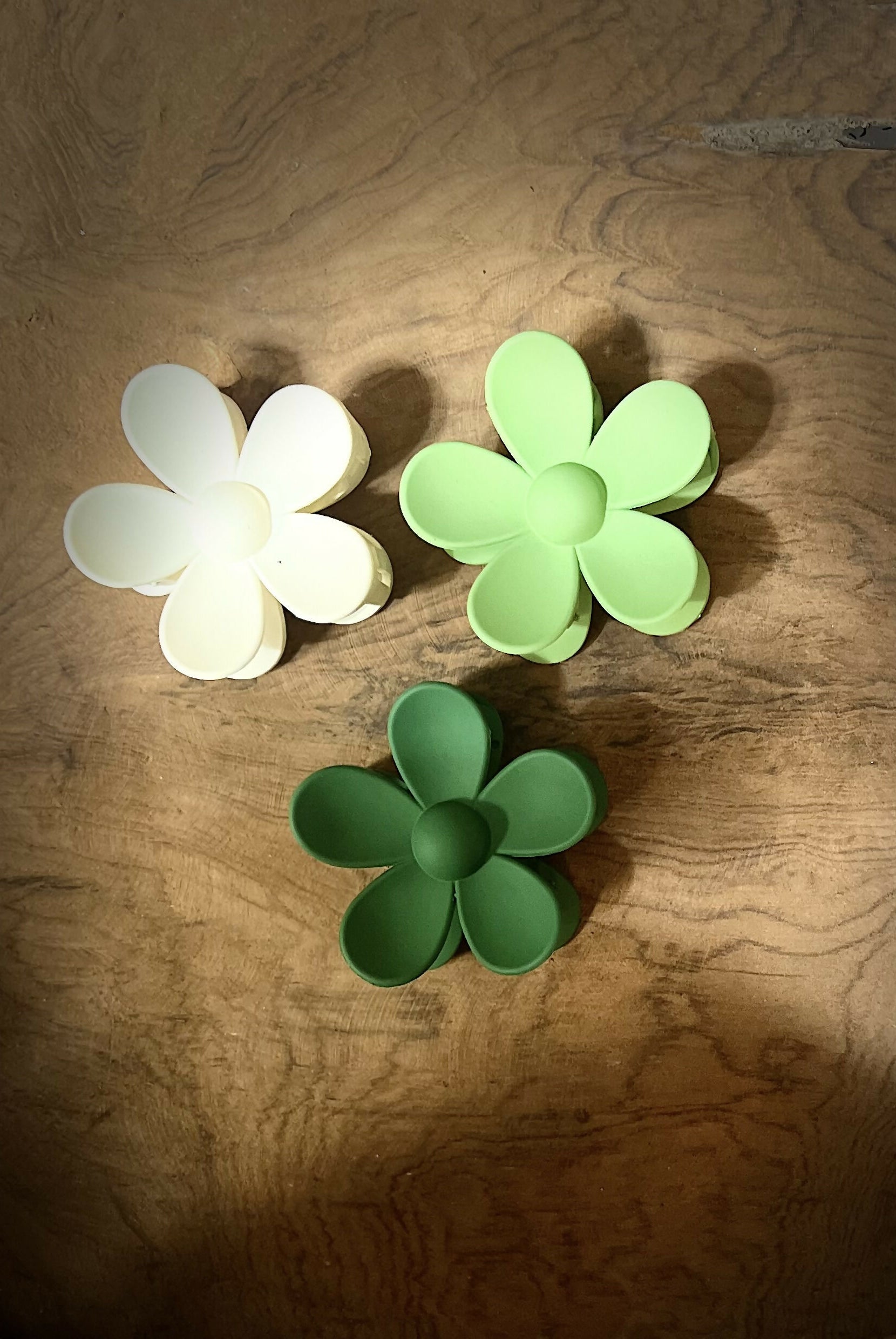 Flower Hair Clips-Accessories-Vintage Cowgirl-Deadwood South Boutique, Women's Fashion Boutique in Henderson, TX