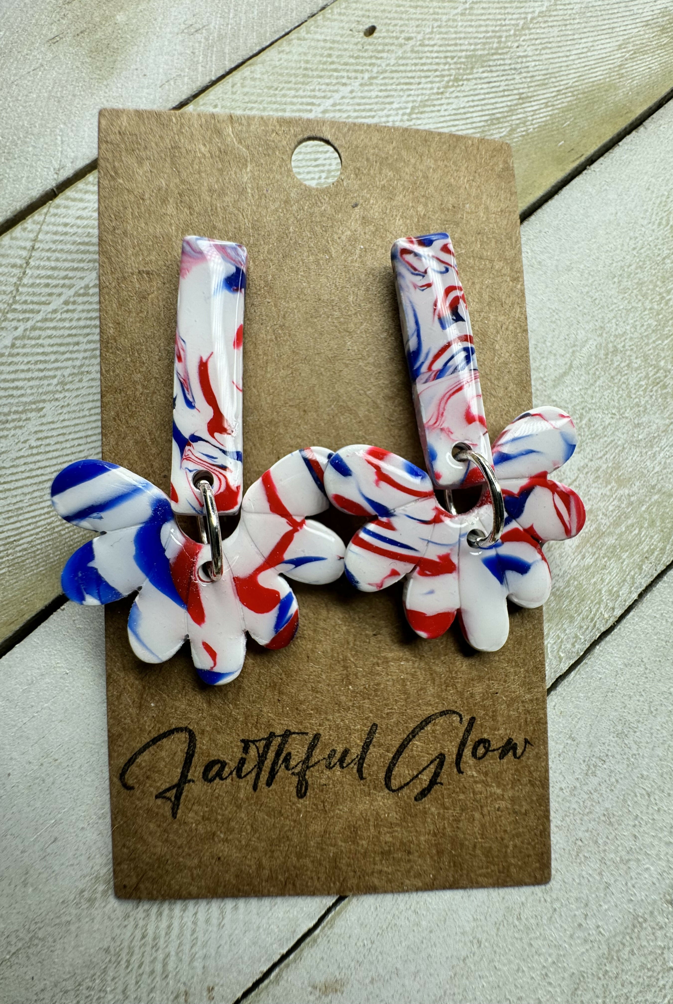 American Beauty Bar Dangle-Jewelry-Faithful Glow-Deadwood South Boutique, Women's Fashion Boutique in Henderson, TX