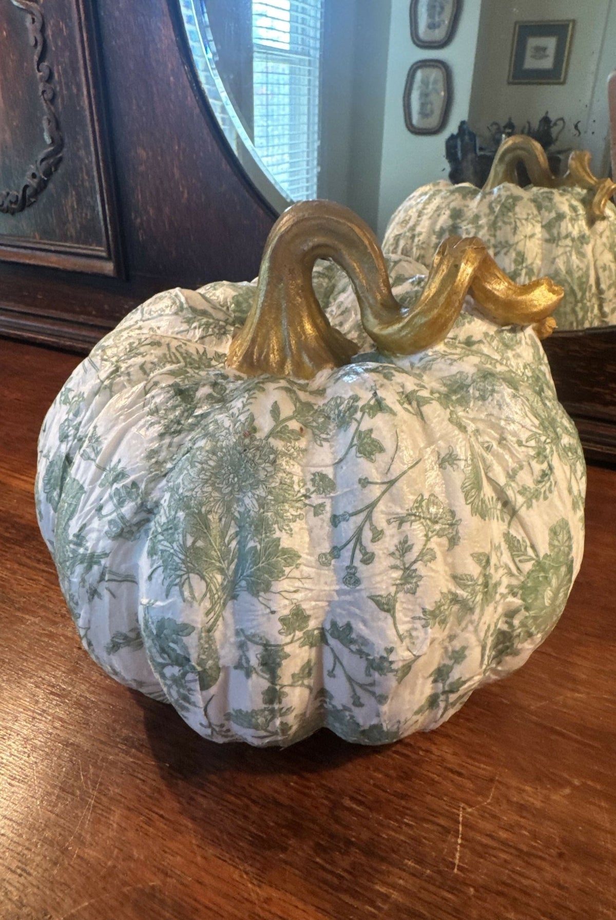 Small green pumpkin - Deadwood South Boutique & Company LLC