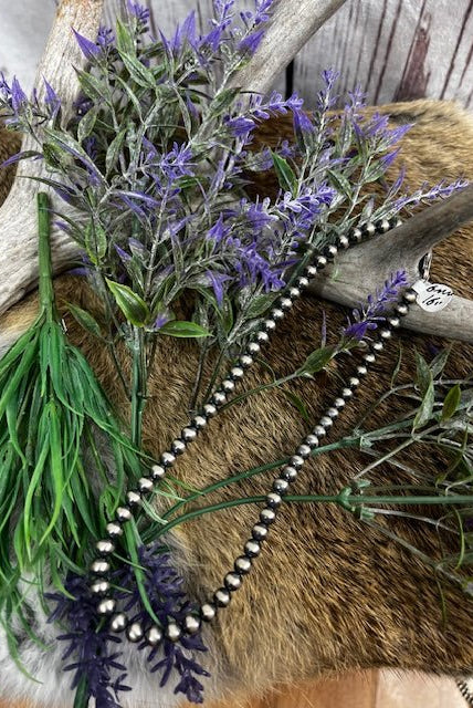 Sunnie Navajo Pearl 6mm Strand Necklace 16" - Deadwood South Boutique & Company LLC