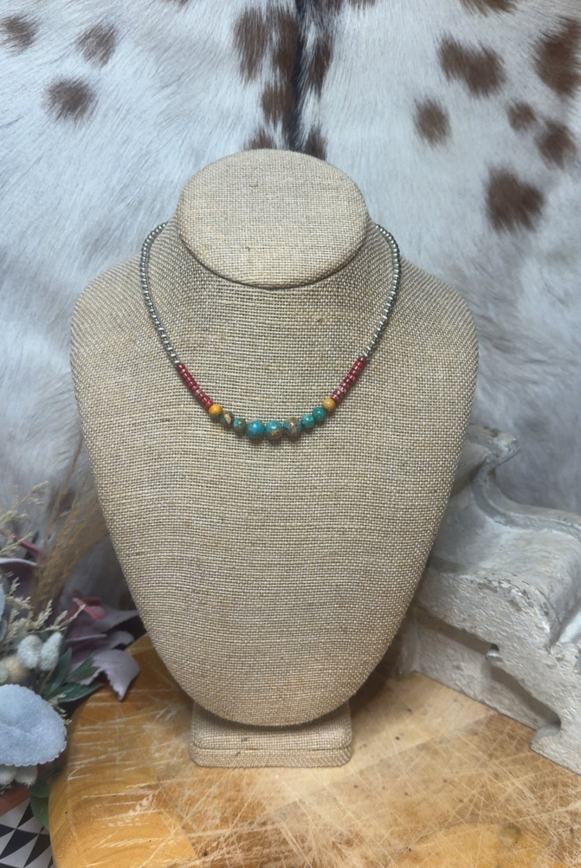 The Fashion Spiny & Pearl Necklace - Deadwood South Boutique & Company LLC