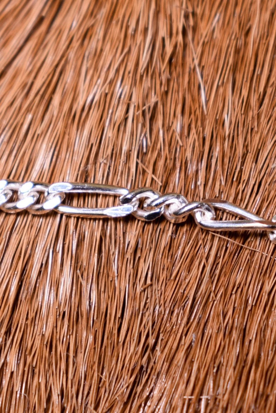 The Sterling Silver 18" Figaro Chain - Deadwood South Boutique & Company LLC
