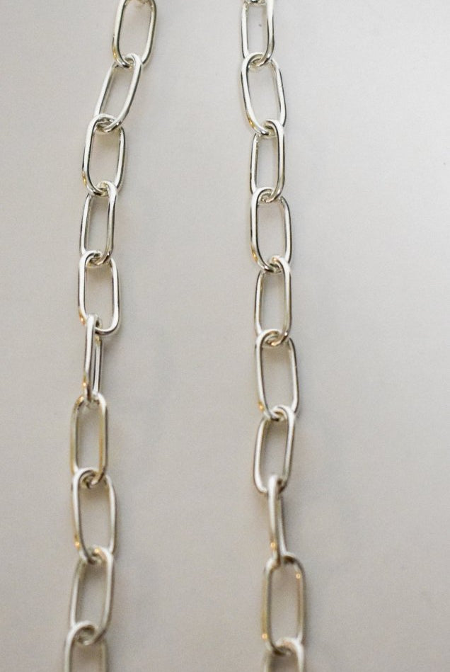 The Sterling Silver 18" Paperclip Necklace w/ Toggle Clasp - Deadwood South Boutique & Company LLC