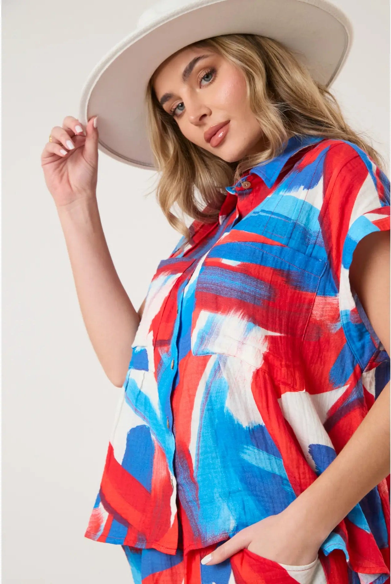 The Town Spirit Top - Deadwood South Boutique & Company LLC