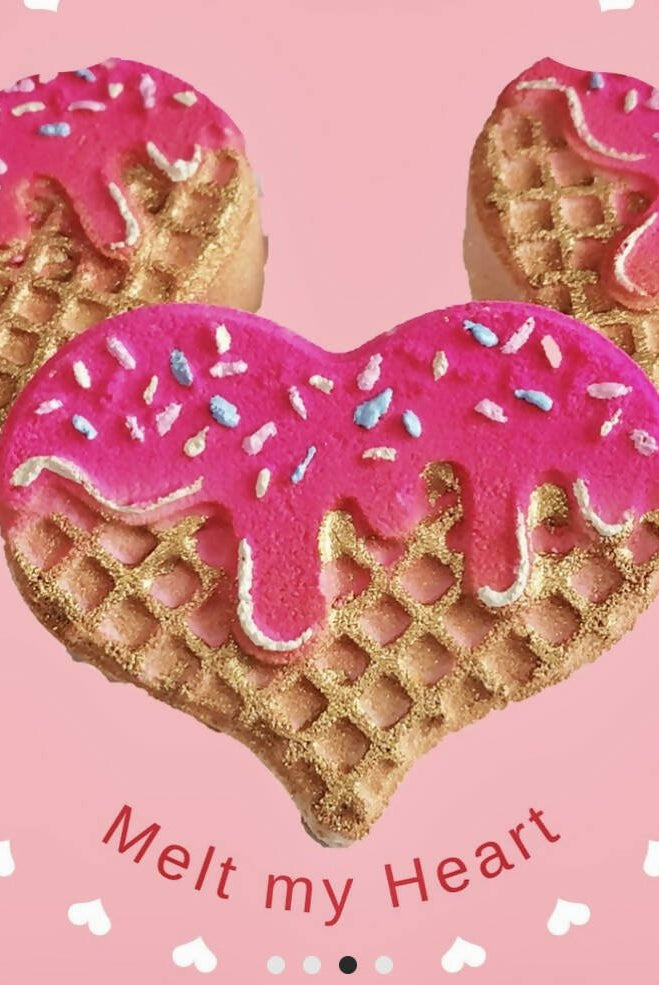 Melt my Heart Bath Bomb - Deadwood South Boutique & Company LLC