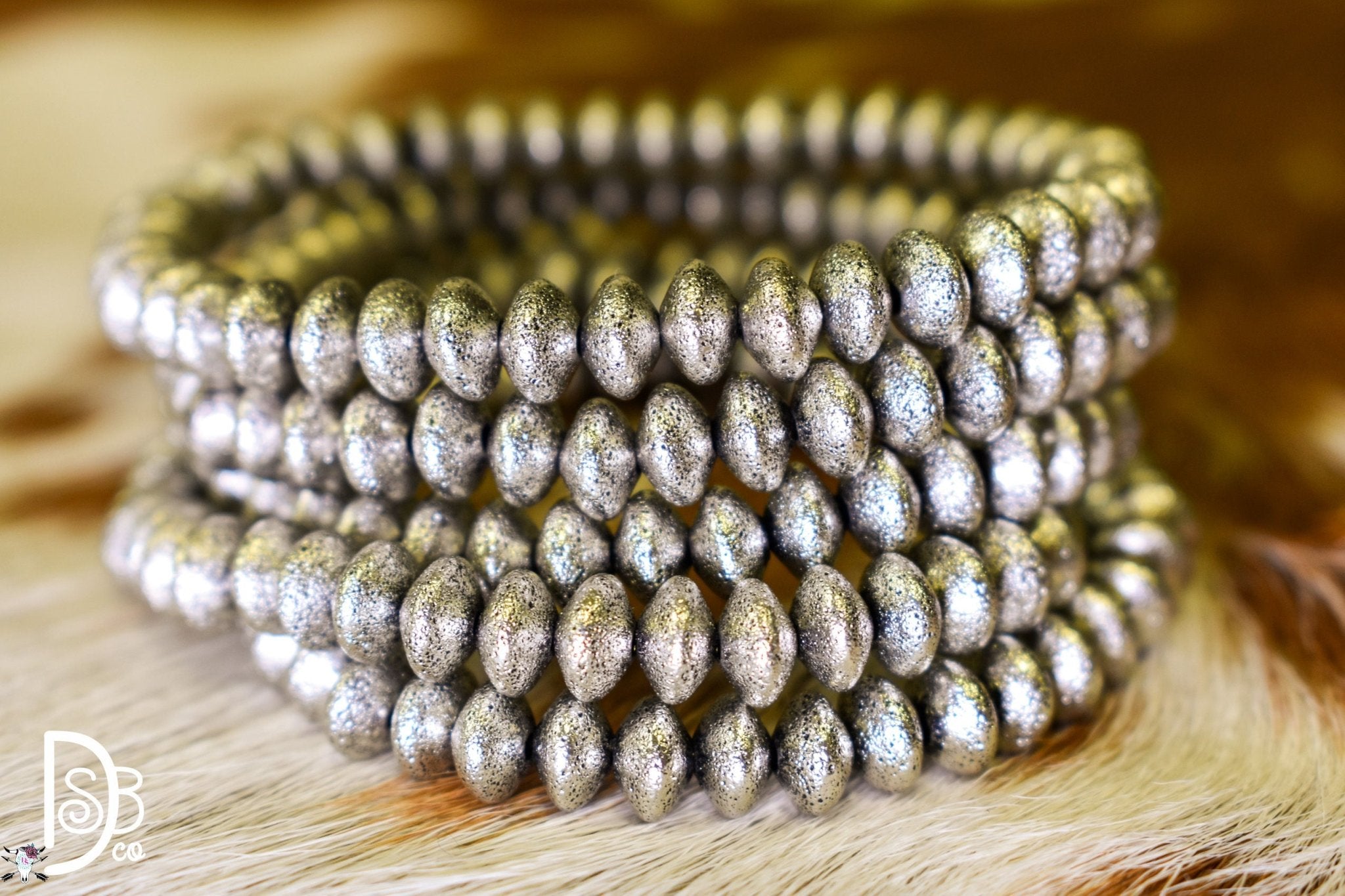 18K White Gold Plated 5 Disc Beaded Stretch Bracelet Set - Deadwood South Boutique & Company LLC