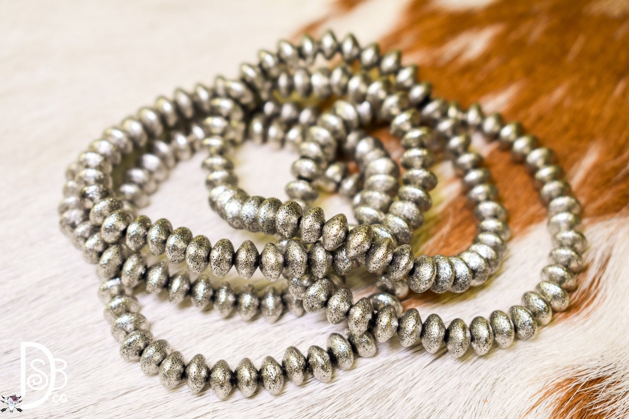 18K White Gold Plated 5 Disc Beaded Stretch Bracelet Set - Deadwood South Boutique & Company LLC