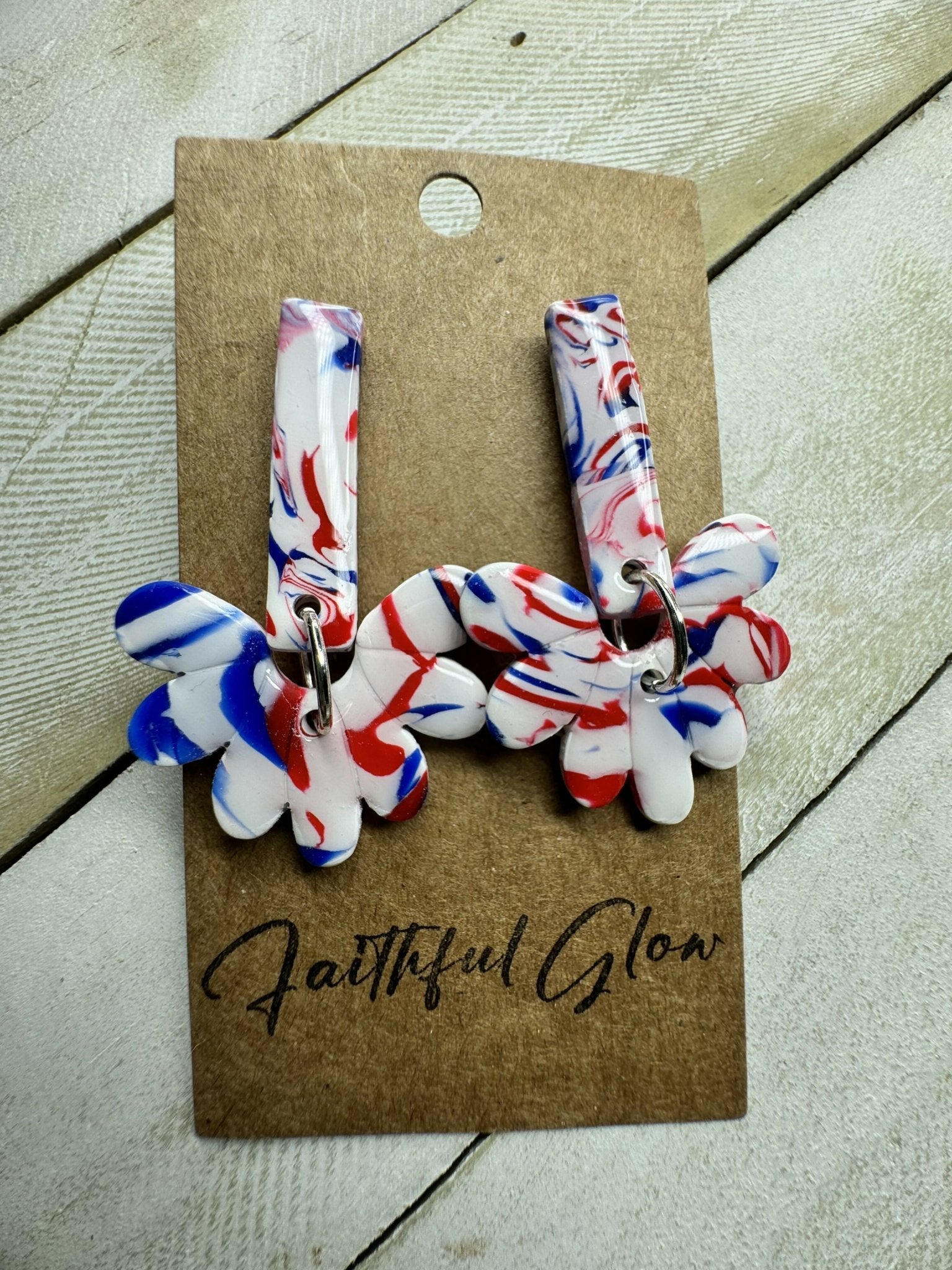 American Beauty Bar Dangle - Deadwood South Boutique & Company LLC