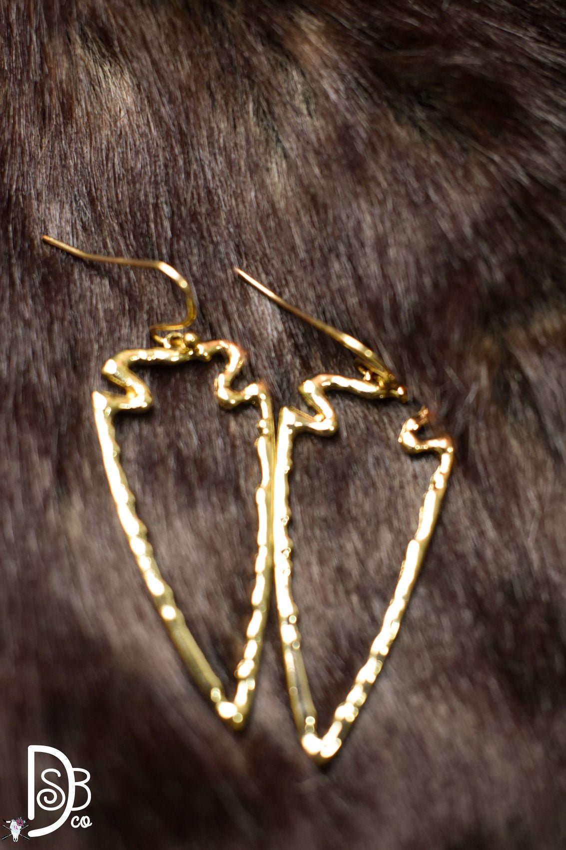 Arrow Hammered Dangle Earrings - Deadwood South Boutique & Company LLC