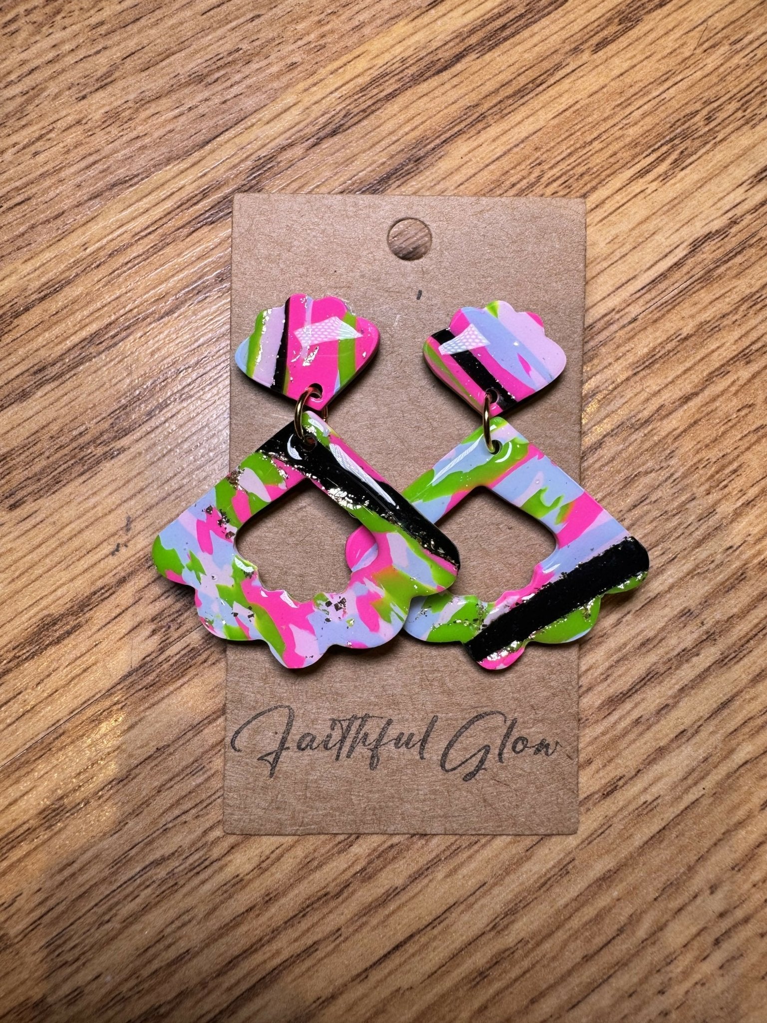 Beautiful Day Dream Clam - Deadwood South Boutique & Company LLC