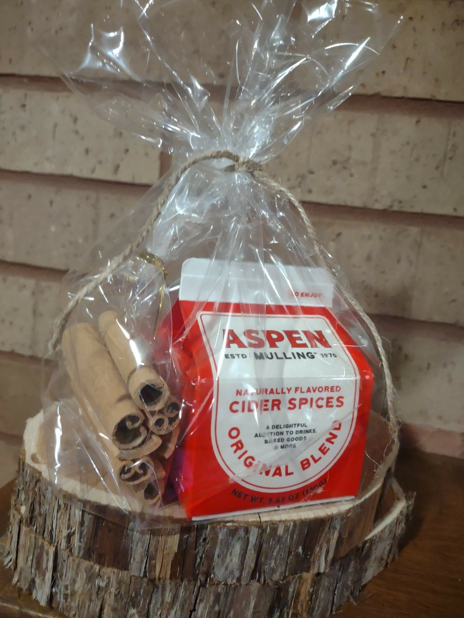 Cinnamon Spices Gift Pk - Deadwood South Boutique & Company LLC