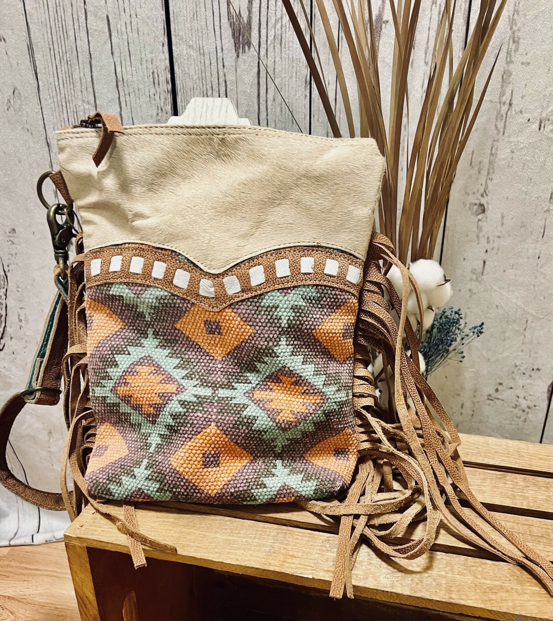Clea Crossbody - Deadwood South Boutique & Company LLC