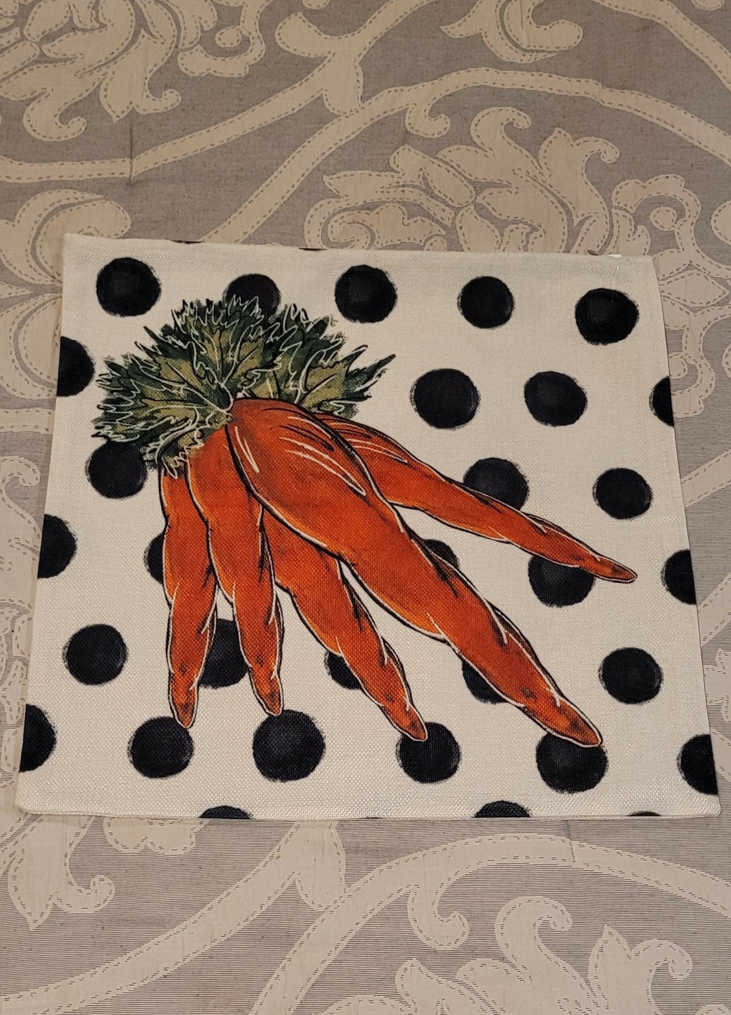 Easter Pillow Covers - Deadwood South Boutique & Company LLC