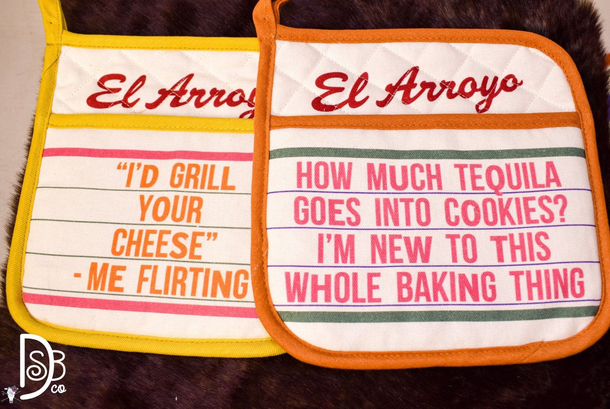 El Arroyo Marquee Pot Holder Sets - Deadwood South Boutique & Company LLC