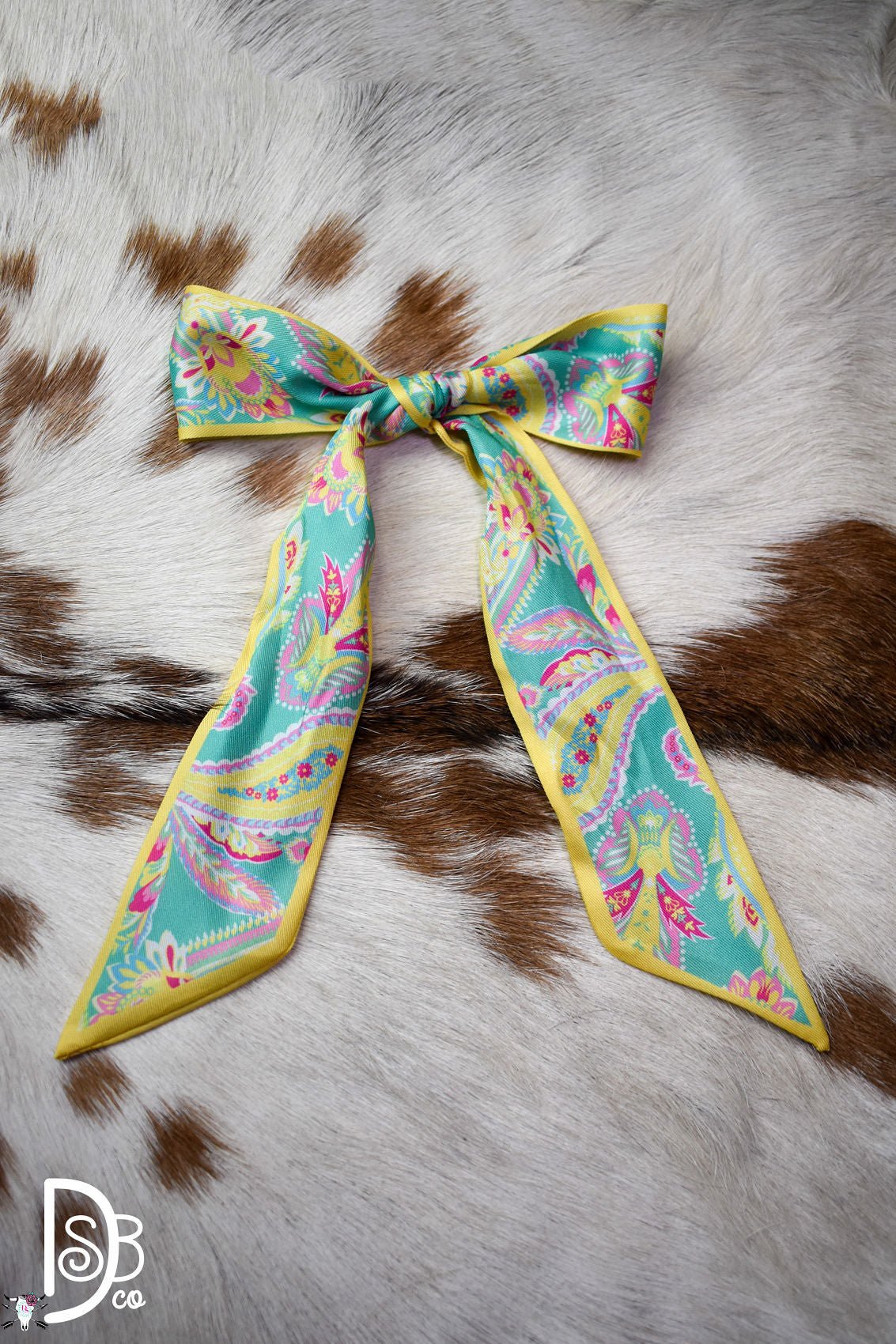Houston Twillys - Deadwood South Boutique & Company LLC