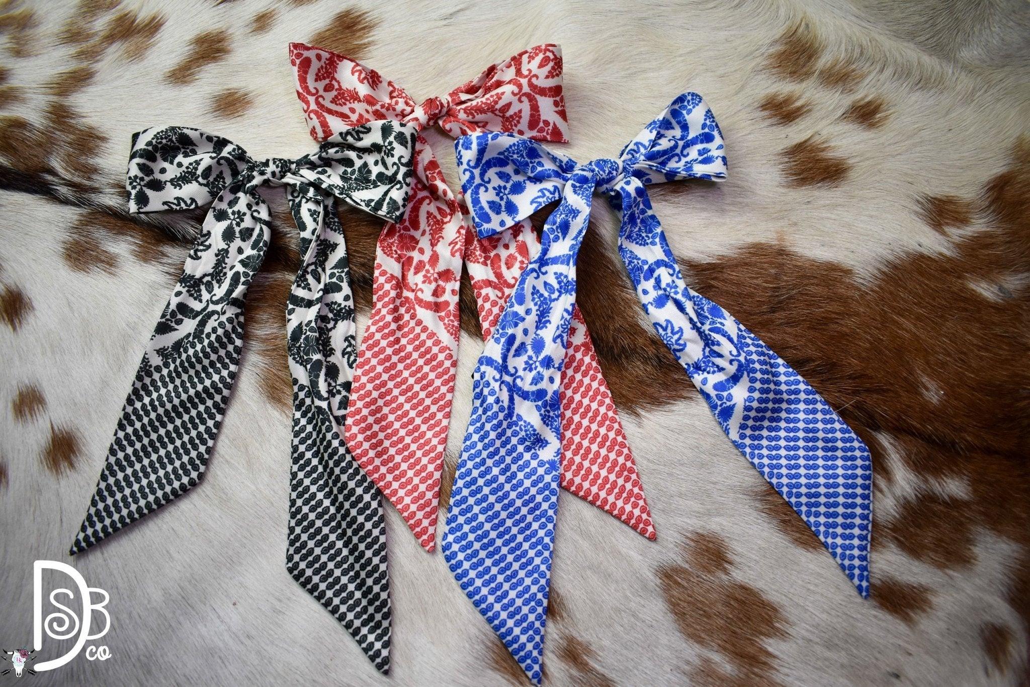 Houston Twillys - Deadwood South Boutique & Company LLC
