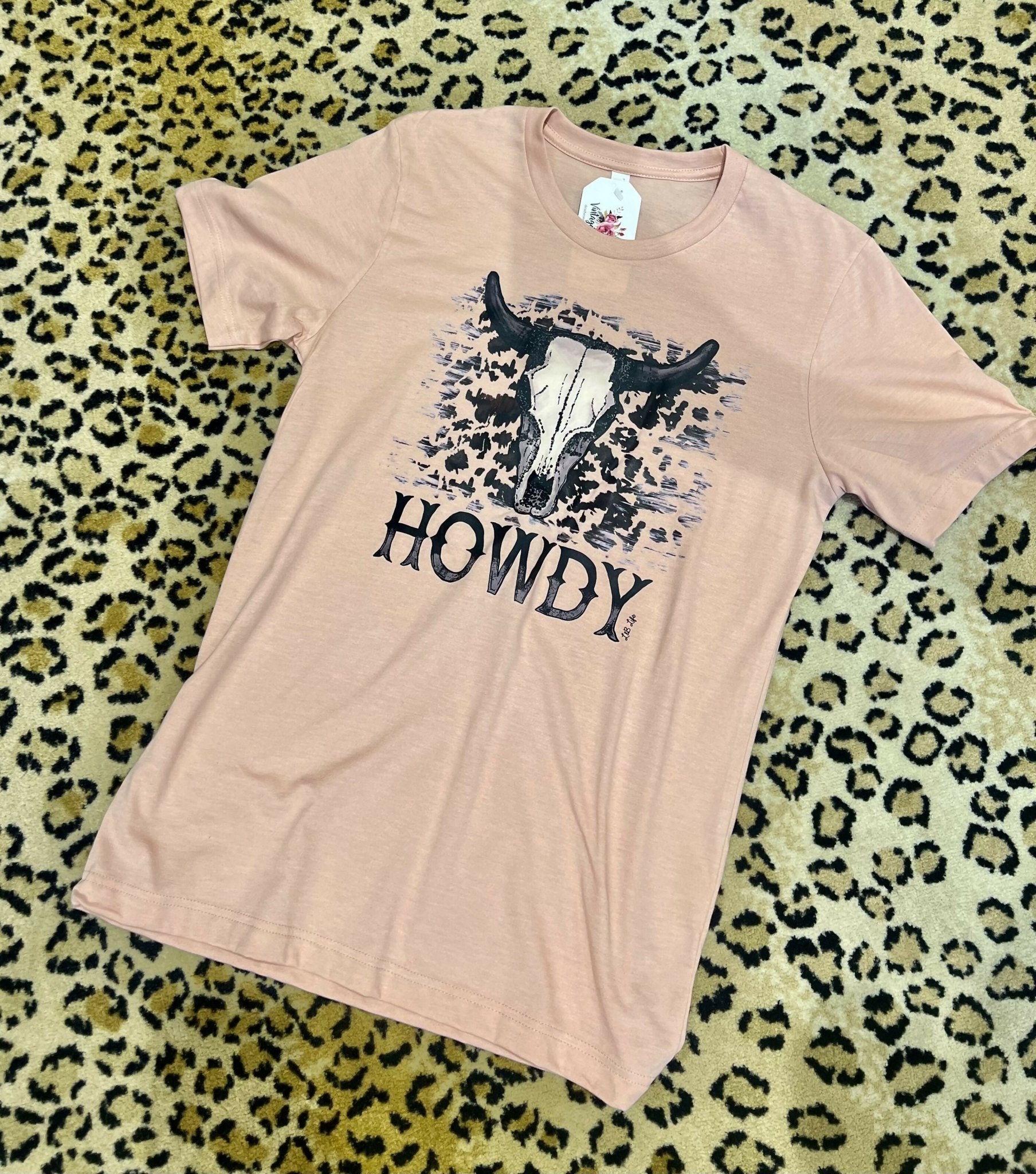 Howdy Graphic Tee - Deadwood South Boutique & Company LLC