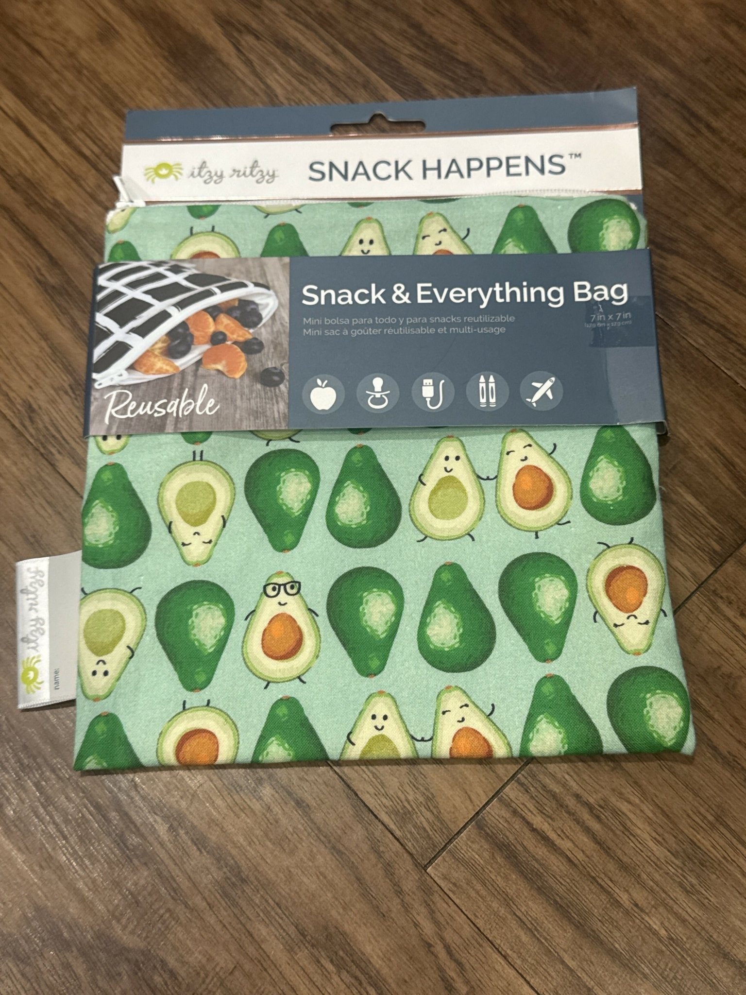 Itzy Ritzy Snack Happens - Deadwood South Boutique & Company LLC