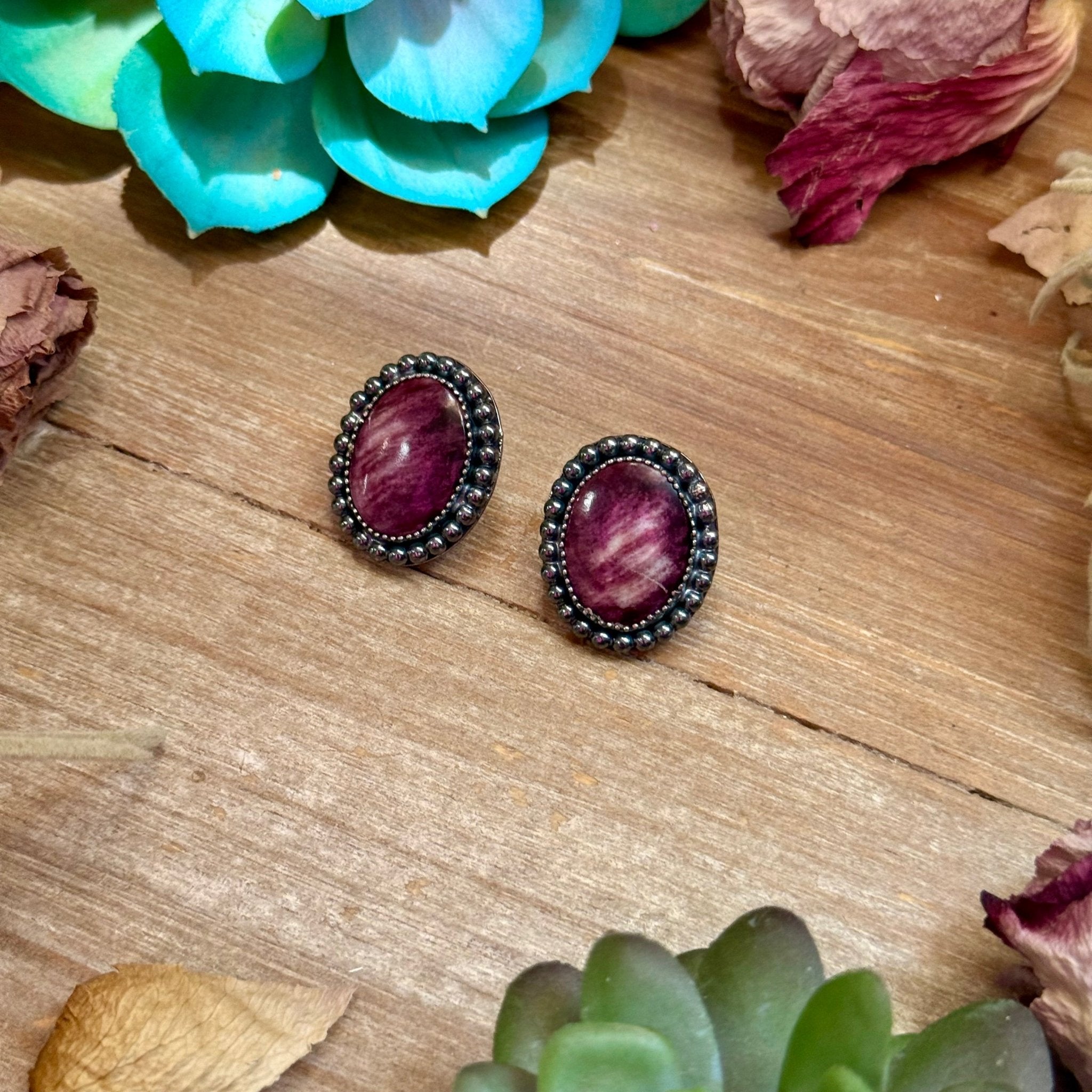 MJ Purple Spiny Oyster Oval Stud Earrings - Deadwood South Boutique & Company LLC