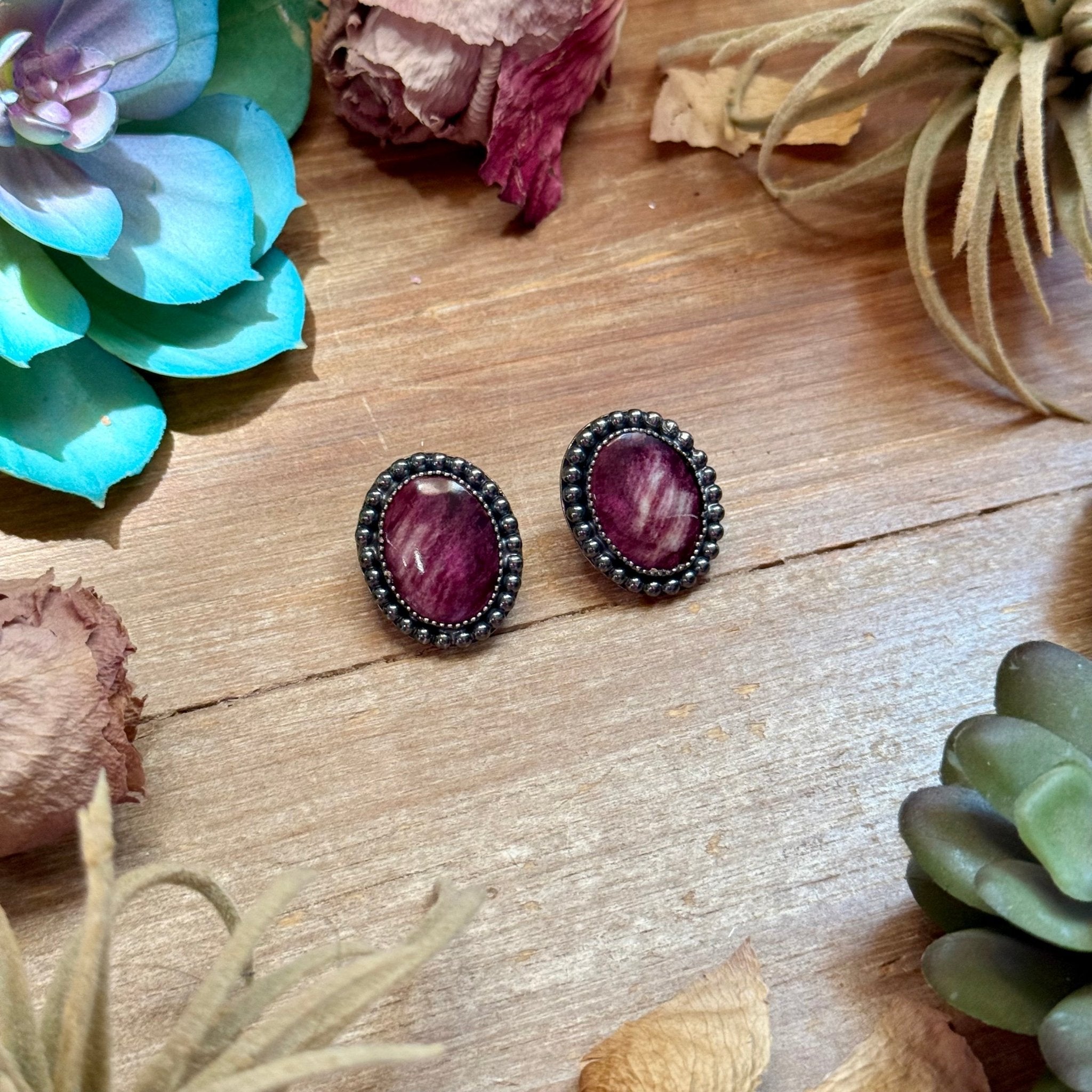 MJ Purple Spiny Oyster Oval Stud Earrings - Deadwood South Boutique & Company LLC