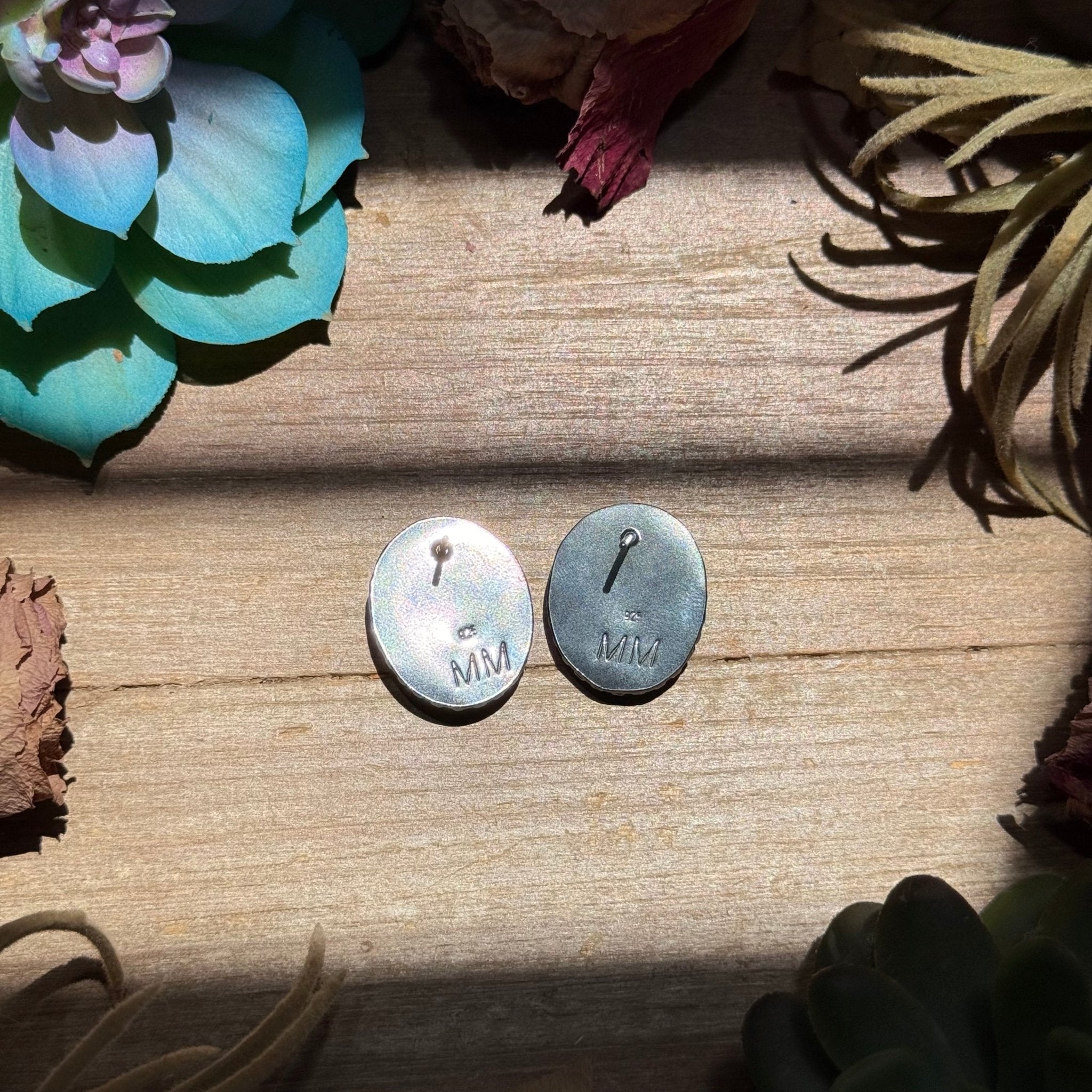 MJ Purple Spiny Oyster Oval Stud Earrings - Deadwood South Boutique & Company LLC