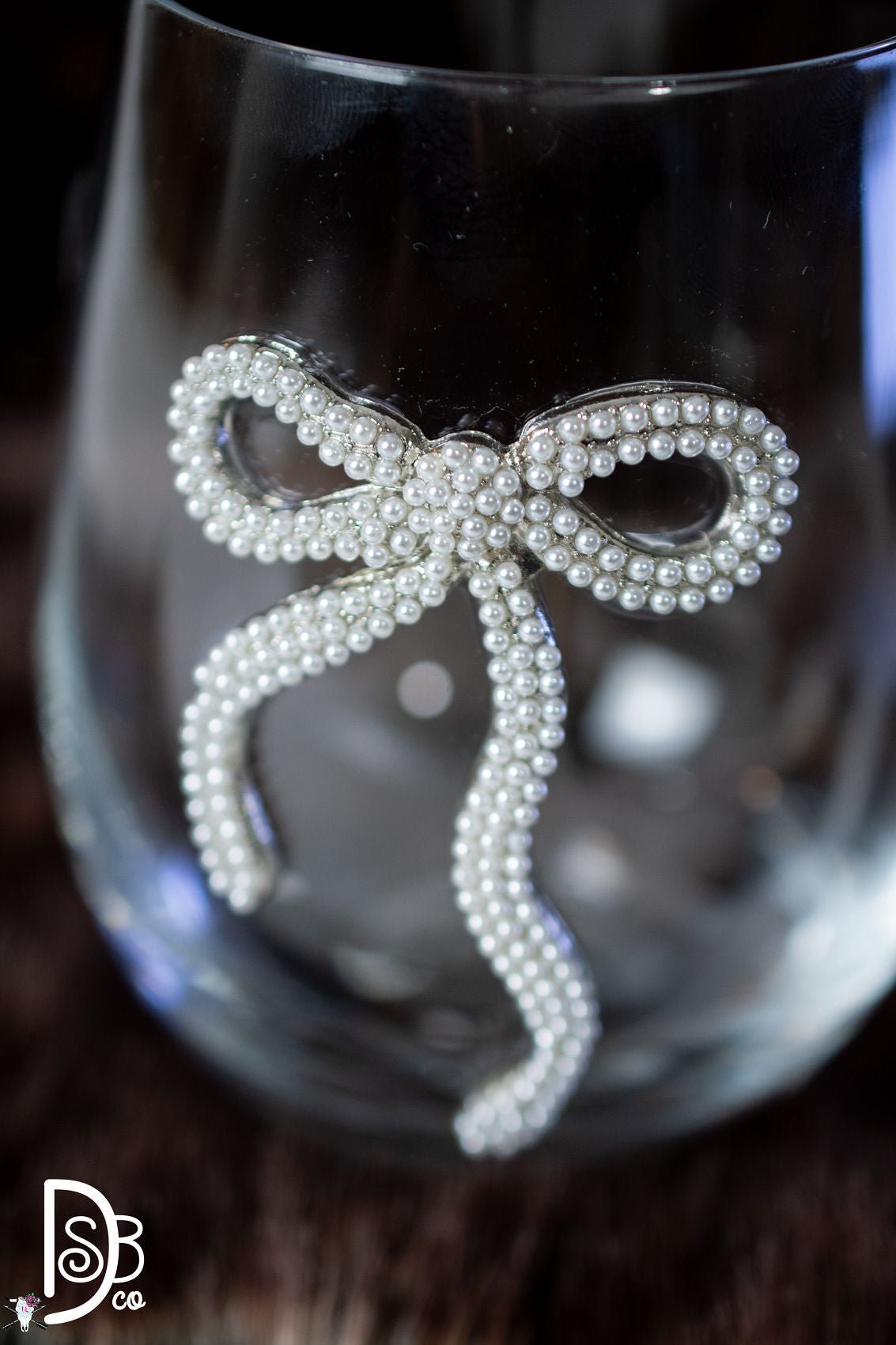 Mud Pie Beaded Bow Wine Glasses - Deadwood South Boutique & Company LLC