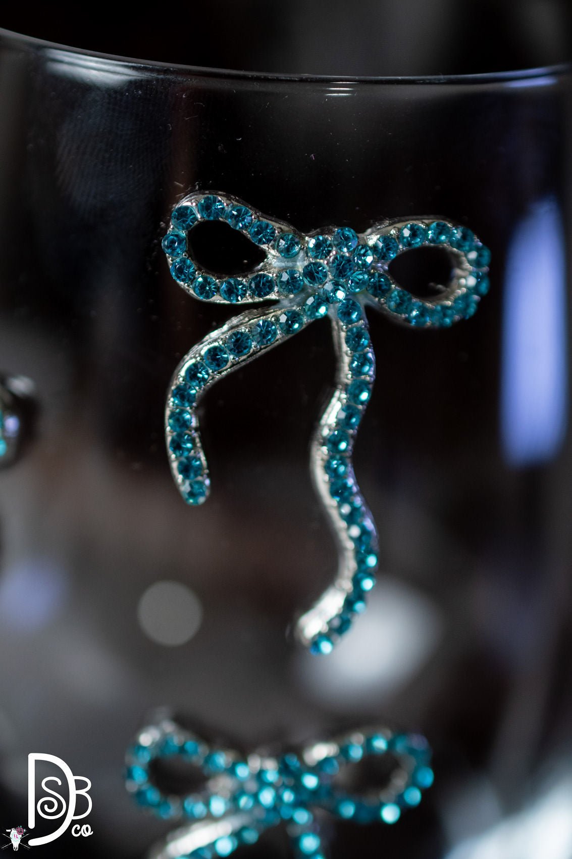 Mud Pie Beaded Bow Wine Glasses - Deadwood South Boutique & Company LLC