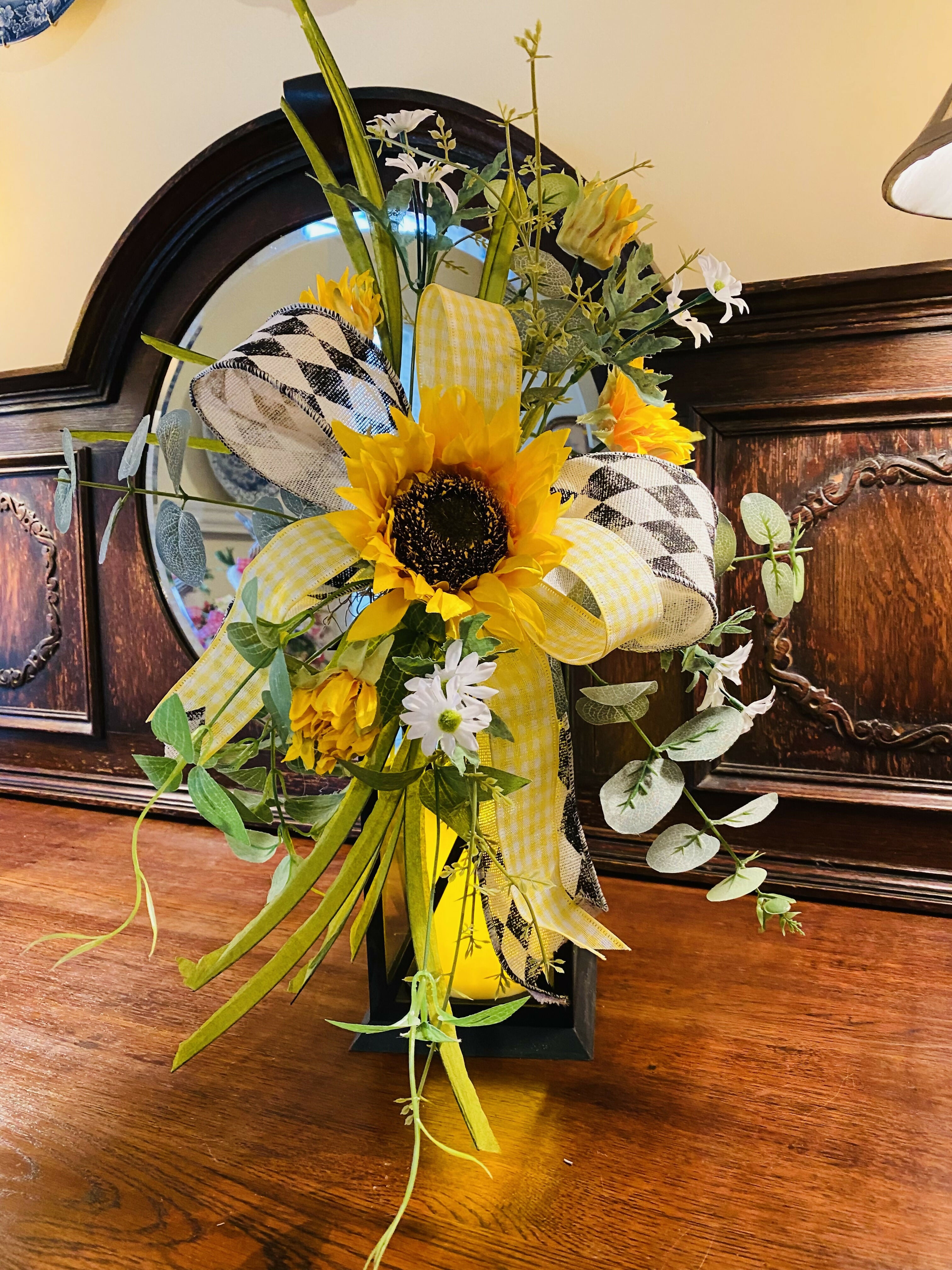 Sunflower lantern-Home decor-The Sassy Front Porch-Deadwood South Boutique, Women's Fashion Boutique in Henderson, TX