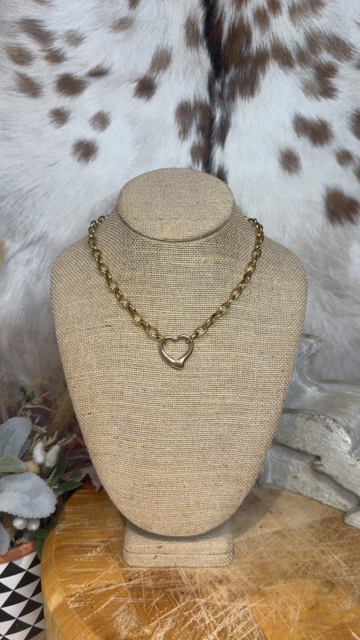 OMG WR Gold Heart Necklace - Deadwood South Boutique & Company LLC