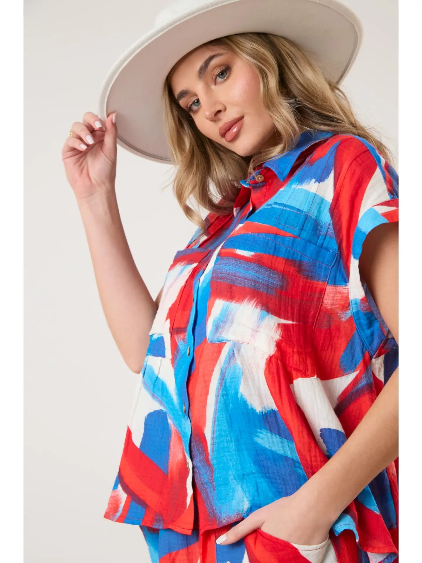 The Town Spirit Top - Deadwood South Boutique & Company LLC