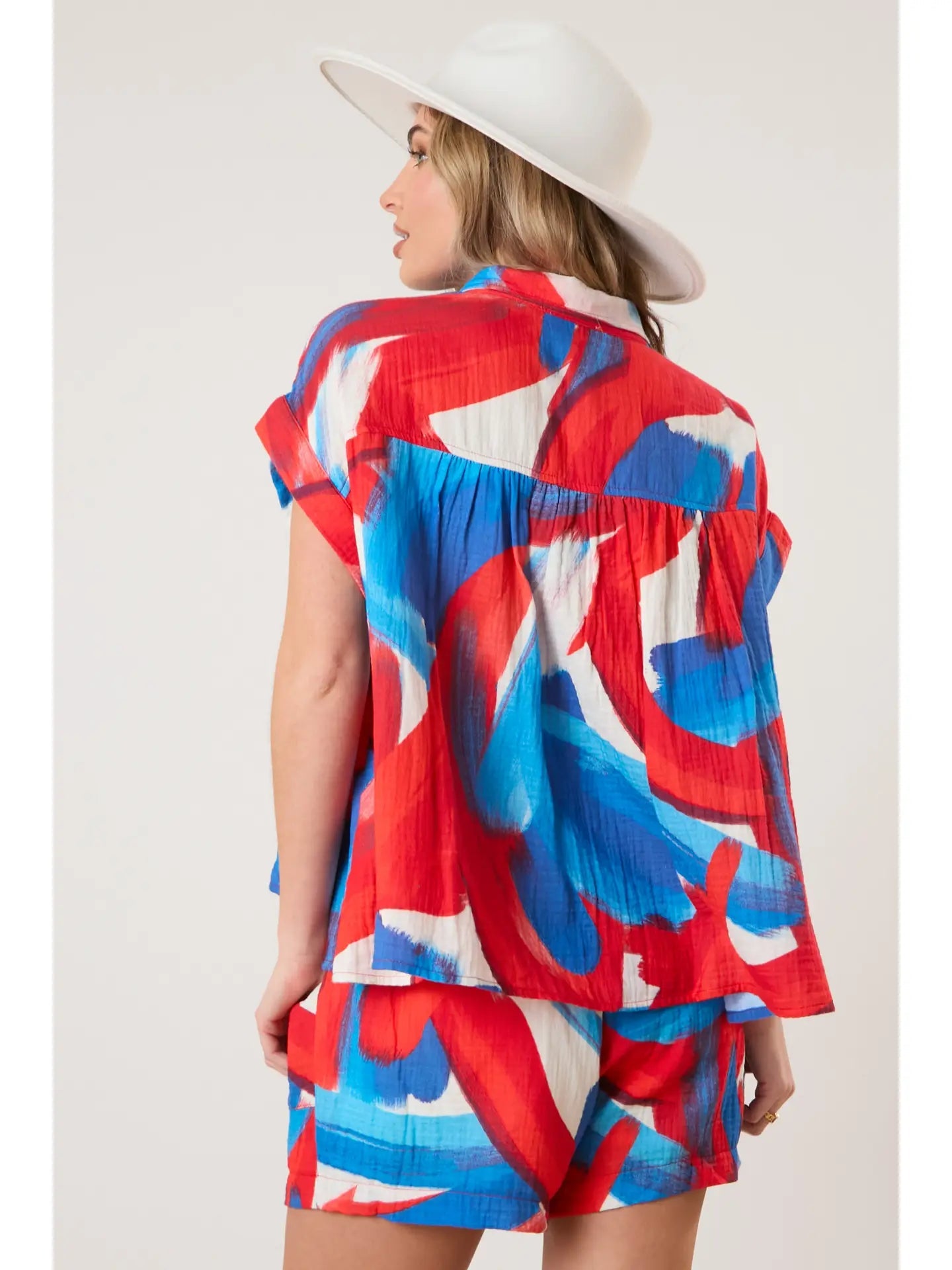 The Town Spirit Top - Deadwood South Boutique & Company LLC