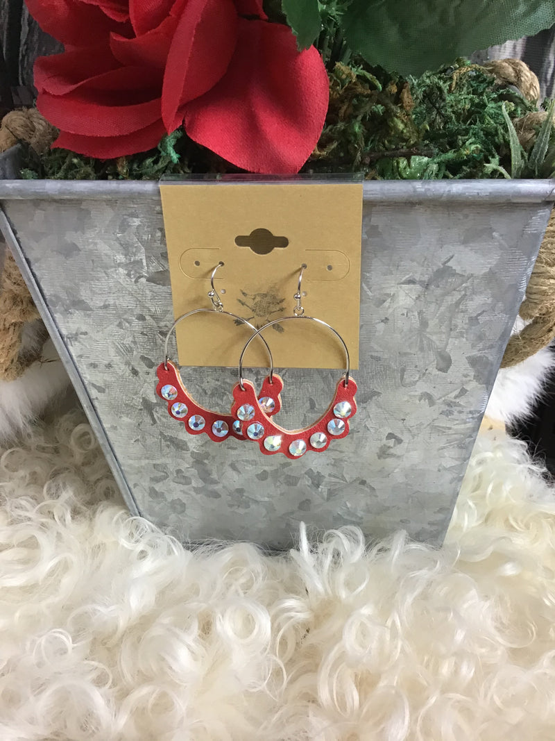 The Simple Scalloped Earrings